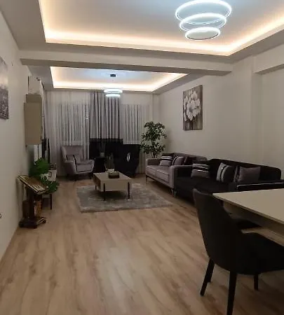 Luna Apartment